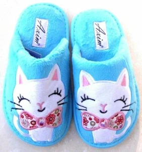 NEW GIRLS FLEECE SOFT WARM SLIPPERS KITTY WINTER HOME SHOES PRESENT GIFT SIZE 11 - Picture 1 of 2