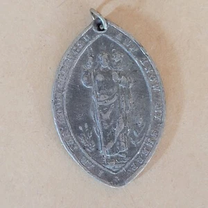 Christ "I Am The Good Shepherd" Religious Charm Pendant Pray For Us Medal, Vtg - Bild 1 von 3