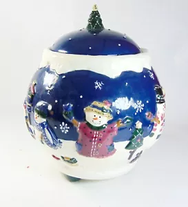 Tarro de galletas coleccionable de la colección The Snow Friends de St. Nicholas Square - Imagen 1 de 12