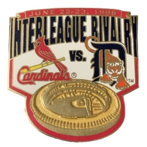 Vintage 1998 MLB Cardinals Tigers Interleague Rivalry Stadium Souvenir Pin - Picture 1 of 2