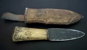 Antiguo cuchillo antiguo con mango de hueso nativo americano tribus del noroeste con funda de cuero - Imagen 1 de 9