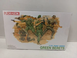 GREEN BERETS - NAM SERIES - NEW IN SEALED BOX - DRAGON #3309 im Maßstab 1:35  - Bild 1 von 6
