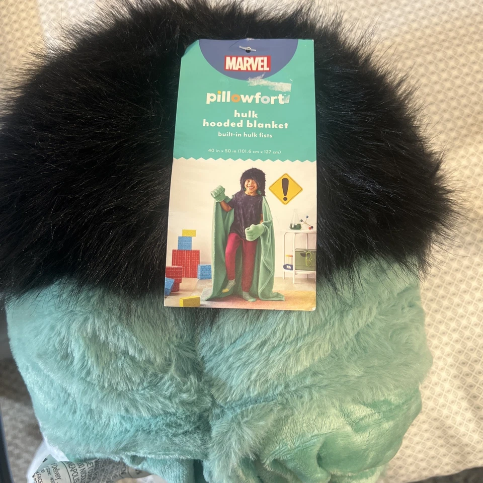 Kids Reading Buddy & Throw Blanket 50in x 40in Marvel hulk Green Soft And Cozy — 第 1/2 张图片