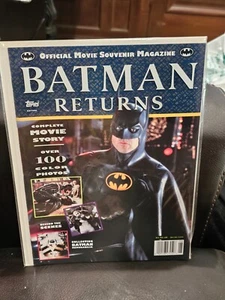 Batman Returns Official Movie Souvenir Magazine 1992 Topps Over 100 Color Photos - Picture 1 of 2
