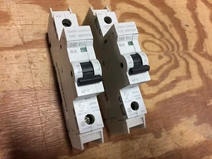 PROTECTOR COMPLEMENTARIO CUTLER HAMMER WMTB1006 1 POLO 6A 240VAC DRM *LOTE DE 2* - Imagen 1 de 3