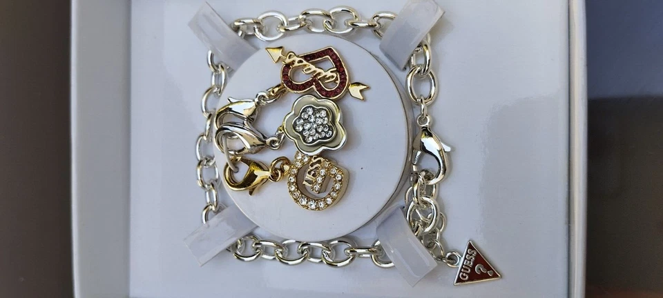 GUESS ubs90901 Armband Silber Konten Armband Mit Drei Charm Mejorofertarelojes - Bild 1 von 4