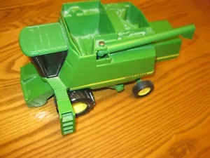 Großes Ertl John Deere Modell Kombi Druckguss Spielzeug - Bild 1 von 11