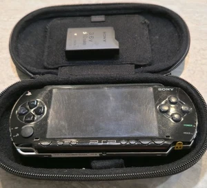 Sony PSP 1001 Console w/ 2 batteries (1 original/1 aftermarket) - WORKING - Picture 1 of 16
