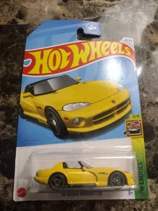 Hot Wheels HW Exotics 6/10 '92 Dodge Viper RT/10 218/250 gelb - Bild 1 von 2