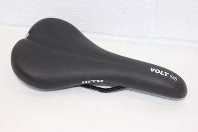 Sillín de bicicleta mediano WTB Volt asiento de bicicleta rieles de acero negro 142 mm 11,5 oz Foto 1 de 4