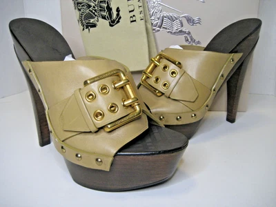 $495 NEW Burberry US 8.5 EU 39 Tan Trench Oversize Buckle Clogs Sandals Shoes BX - Image 1 of 4