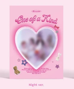 Loossemble 2nd Mini Album One of a Kind NIGHT Ver. CD+P.Book+P.Card+Sticker+Post - Bild 1 von 8