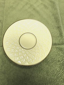 NUOVO piattino Lenox jacquard oro piatto tondo rotoli in rilievo bordo oro - Foto 1 di 4