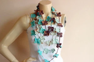 Frühling Häkelschal-Blumenhalskettenschal-Lariat Schal-Handarbeit Baumwollschal - Bild 1 von 4