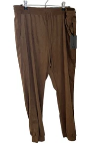 Pantalones de chándal de tiro alto One By Chapter One marrón imitación gamuza cordón - Imagen 1 de 8