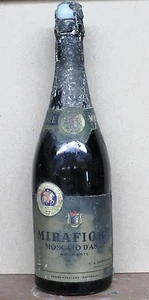 MIRAFIORE Moscato d'Asti - - Nr. 823265 Serie MI2 [Sammlerflasche] - Bild 1 von 1
