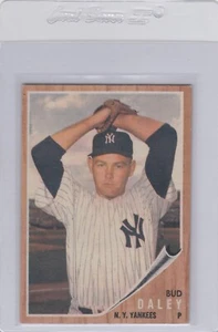 1962 TOPPS BUD DALEY NEW YORK YANKEES 376 VG+ CENTERED FREE SHIPPING MW - Picture 1 of 2