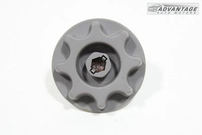 2017-2018 TOYOTA COROLLA IM RODA DE PNEU SOBRESSALENTE SEGURAR TAMPA DE PARAFUSO RETENTOR FABRICANTE DE EQUIPAMENTO ORIGINAL - Imagem 1 de 3