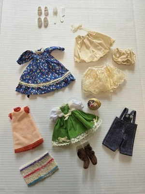 Lote De Colección de Ropa y Accesorios para Muñeca Ginny Vogue Mezcla Botas Zapatos Vestidos Foto 1 de 4