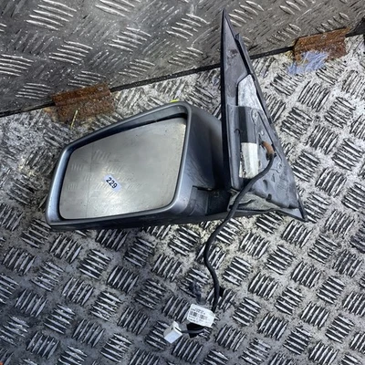 2010 MERCEDES BENZ C CLASS W204 FRONT LEFT PASSENGER SIDE WIING MIRROR A3160441 - Image 1 of 4