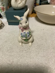LENOX GLASS BUNNY. 5" TALL - Picture 1 of 5