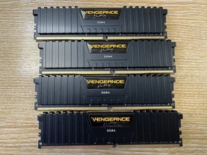 Corsair Vengeance LPX CMK32GX4M4Z3200C16 - 32 GB - 2 x 16 GB - DDR4 - 3200 MHz - - Picture 1 of 2