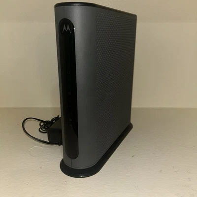 Motorola MG8702 AC3200 DOCSIS 3.1 Cable Modem Router Pre-Owned Tested Very Good - Image 1 of 2