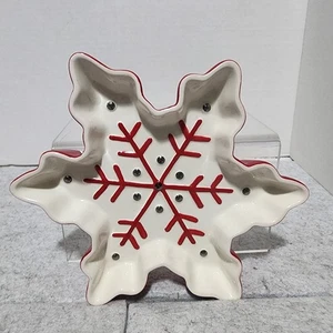 Hallmark Snowflake Red & White Ceramic Serving Dish Plate 8" Candy Nuts - Picture 1 of 4