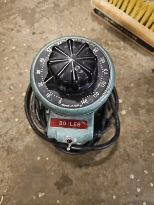 Staco Inc. Standard Electrical Type 500B Transformer Adjust-a-Volt input 120v ou - Image 1 of 4