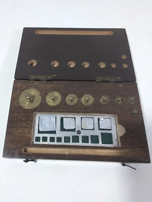 12 POIDS LAITON 0.1g à 50g - Coffret Boite bois Balance de précision etalonnage - Photo 1/4
