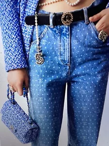 CHANEL 23P NEW TAGS LIGHT BLUE CC LOGO JEANS PANTS CC BUTTON CC ZIPPERS FR42-40 - Picture 1 of 19