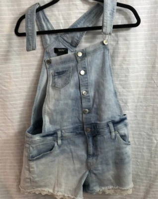 Pantalones Cortos de Denim Mossimo Para Mujer Talla Babero Cortos Botón Delantero Acento Encaje Dobladillo M Foto 1 de 4