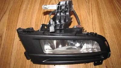 MAZDA 3 Mazda3 luz antiniebla derecha 2007-2009 OEM pasajero Foto 1 de 2