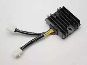 Regulator/Rectifier, 12 Volt, 200 Watt, Single or 3 Phase, Universal - Picture 1 of 1