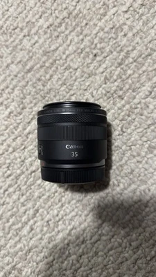 Canon RF 35mm f/1.8 Macro Is STM Lens with Stabilizer for Mirrorless - Image 1 of 4