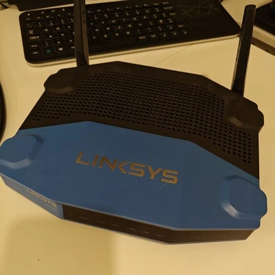 Linksys WRT1200AC 1200 Mbps Wireless AC Router Gaming Fast Ethernet WiFi - Image 1 of 4