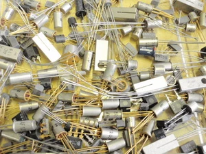 20x TRANSISTOR MIX AC, AF, BC-TYPEN Ge+Si     20312-175 - Picture 1 of 1