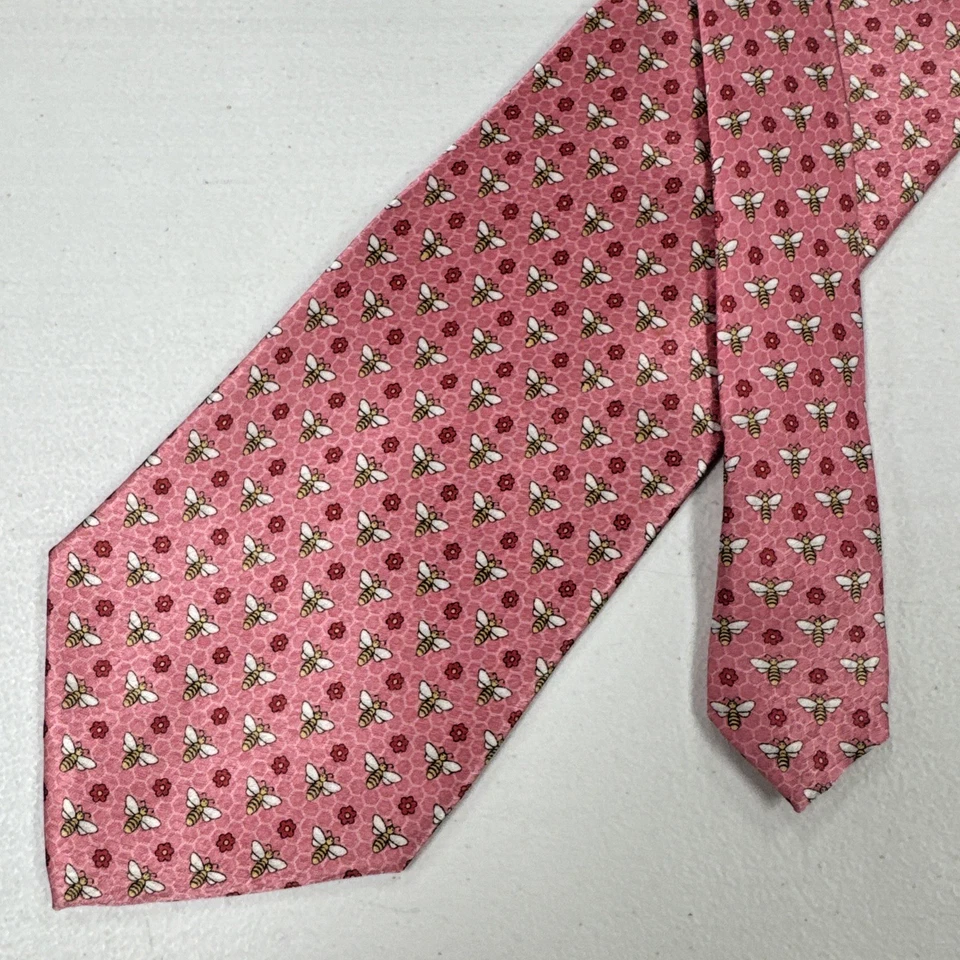 Pierre Cardin Men's Pink Bee Pattern 100% Silk Neck Tie - Image 1 of 4