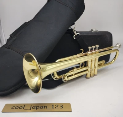 Strumenti modello standard a tromba Yamaha YTR-2321 con custodia rigida e mor... - Immagine 1 di 4