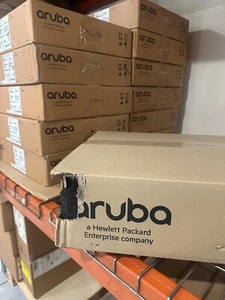 JL724A HPE ARUBA 6200F 24G 4SFP+ Switch - NEW DAMAGE BOX - Picture 1 of 1