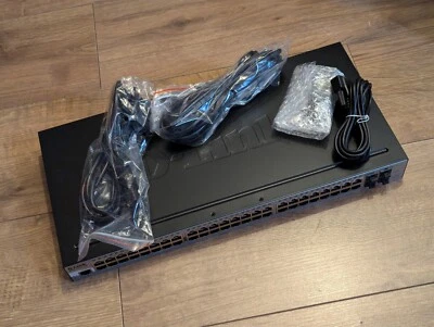 D-Link DGS-1510-52 managed 52-port gigabit network switch with rack mounts - Image 1 of 4