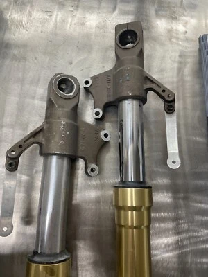 '03-'06 Kawasaki Z1000 ZR1000 RH/LH Fork Set - Used Foto 1 de 4