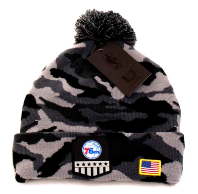 NBA Philadelphia 76ers Camuflado Tejido Puño Forrado de Vellón Pom Gorro Para Hombre Talla Única Nuevo con Etiquetas Foto 1 de 2