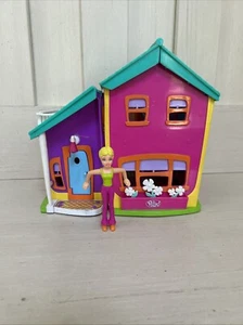 Polly Pocket House with Elevator, Balcony & Polly Figure - Picture 1 of 4