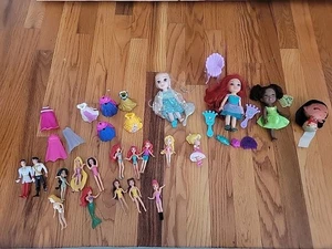Disney Princess Set Magic Clip On Kleider Prinzessinnen und Kleinkind Puppen - Bild 1 von 23