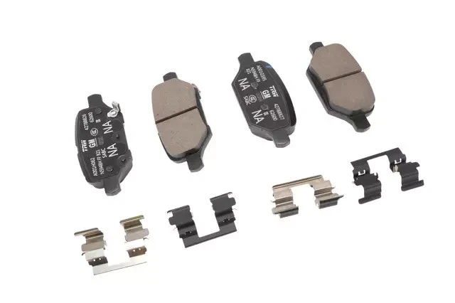 NUEVO OEM 42676740 GM 2018 - 2022 JUEGO DE PASTILLAS DE FRENO DE DISCO TRASERO BUICK ENCORE CHEVY TRAX Foto 1 de 1