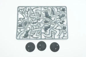 Von Ryan's Leapers [x3] Tyranids [Warhammer 40K] On Sprue - Picture 1 of 2