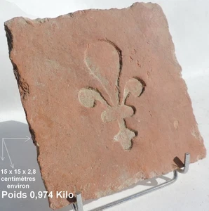 ✅ HAUTE EPOQUE Ancien Carreau de terre cuite faïence de Moulins FLEUR DE LYS - Picture 1 of 8