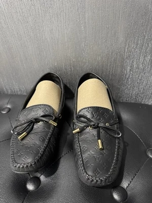 Louis Vuitton Mocasines Mujer Talla 9 US Usados Con Pequeños Defectos, Buen Estado Foto 1 de 4