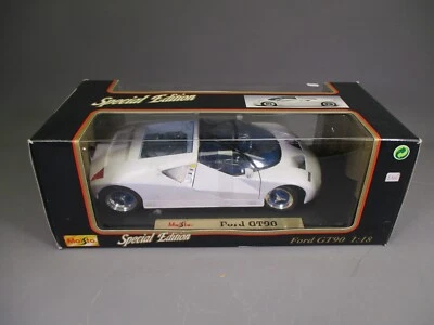AX316 MAISTO SPECIAL EDITION 1/18 1:18 FORD GT90 REF 31827 BLANC - Photo 1/4